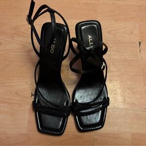 NEW ALDO Malena Black Strappy Ankle Heels Size 10 Square Heels 3.5”